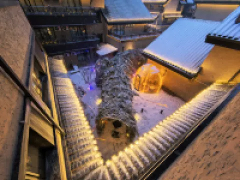 Guanshan · Yue Resort Hotel (North slope Distribution Center of Changbai Moutain Enduli Branch