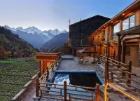 Lixian Guergou · Realm · Encounter Snow Mountain Resort - Pools