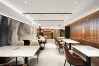 Super8 Yue Hotel (Changbai Mountain North Slope Distribution Center Erdao Baihe)