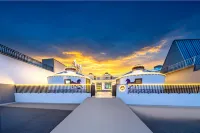 Sheyishe | Gonglu Muge · Mongolian Style Scenic Pastoral Residence (Ulan Hada Volcano)