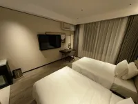 Jiuhua Yulong Hotel
