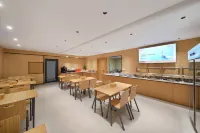 Nianju Fashion Hotel (Huashang Avenue Shangqiu Institute of Technology) - Parkering