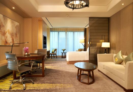 5. 인터컨티넨탈 푸..