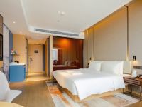 桂林市政府亚朵酒店 - 几木大床房