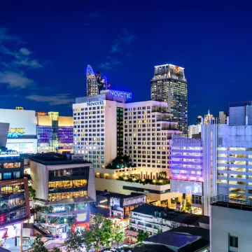 Novotel Bangkok on Siam Square Hotels near SEA LIFE Bangkok Ocean World