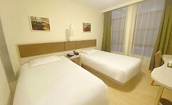 Motel 168 (Xingzhong Road, Lihe Plaza, Zhongshan)