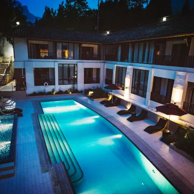 Hillside Spring Resort Hotels near Baiyun Wanfo Cave