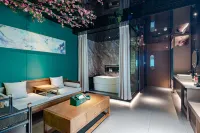 Ramada Plaza by Wyndham Hezhou North - spa