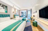 Platton Apartments - balcony