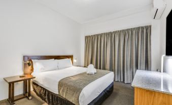 Rockhampton Riverside Central Hotel Official