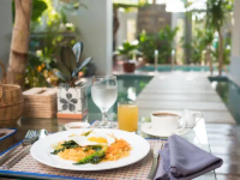 Hotel Five.S Hotels in Kampot