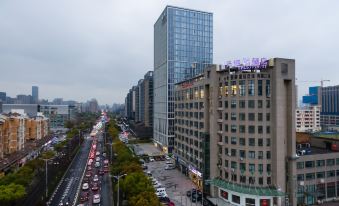 7 Days Inn (Hangzhou People's Square Metro Station)