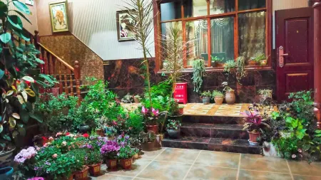 Yufeng Yimengju Hotel (Dinosaur Valley Scenic Area) Отели рядом с достопримечательностью «Lufeng Dinosaur Fossil Site»