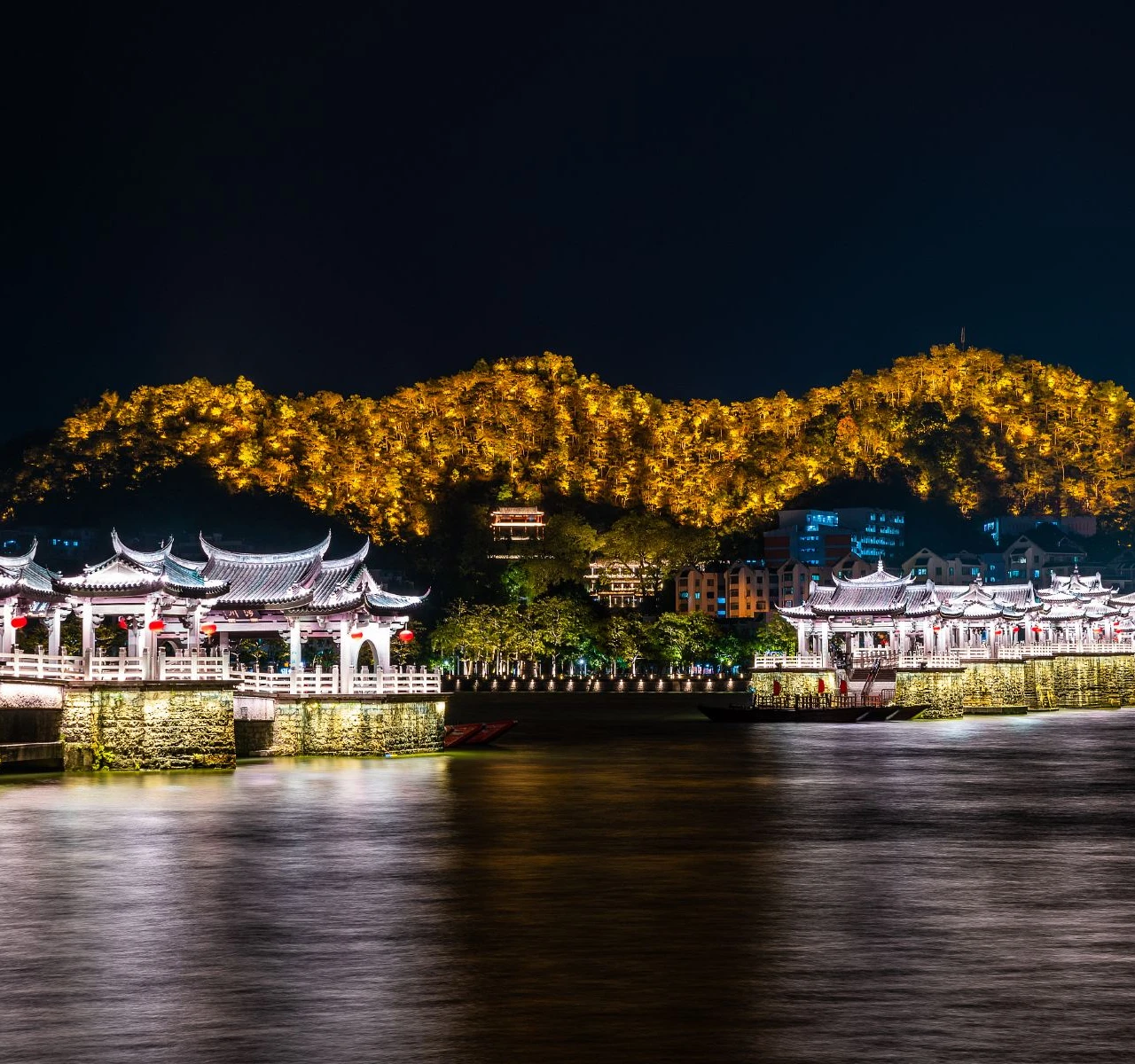 <h1>潮州のおすすめ旅館</h1>