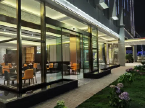 Platinum Crystal Hotel Hotels in Qiaojia
