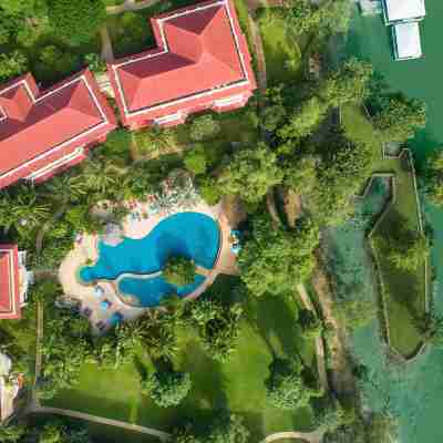 Dheva Mantra Resort Hotel Exterior