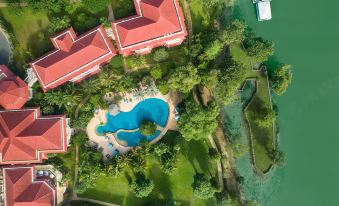 Dheva Mantra Resort