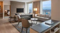 Hyatt Regency Seattle Hotels near Olympic Sculpture Park