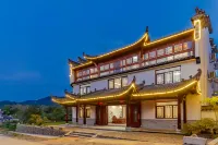 Taohuatan five star homestay Hotel a Taohua Tan Scenic Area