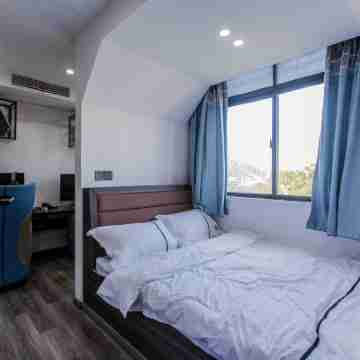 Zeyue Electric Sports Hotel (Chengnan Branch) Rooms