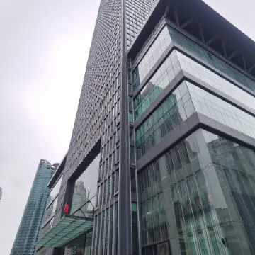 Atour Hotel Wuhan Square Hankou Financial Center
