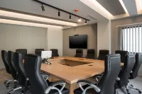 Hyperion City Hotel & Spa - Business