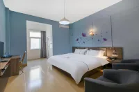 Azure Cloud Sea Apartment (Shenzhen Shantou Cooperation Zone Branch) Hotels near Riyue Lake Ecological and Cultural Tourism Resort