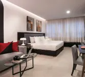 Summit Hotel Magnolia