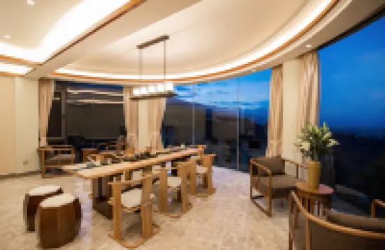 Dali Cangshan Mountain and Sea View Villa