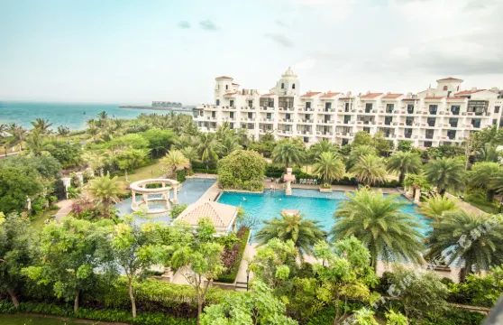 斯維登家蜓酒店公寓（北海老街瀾亭天際店）