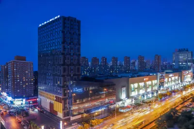 룽즈멍 다더우후이 호텔 톄시/철서 광장-싱순/흥순 야시장-덩쥐청/등구성 호텔