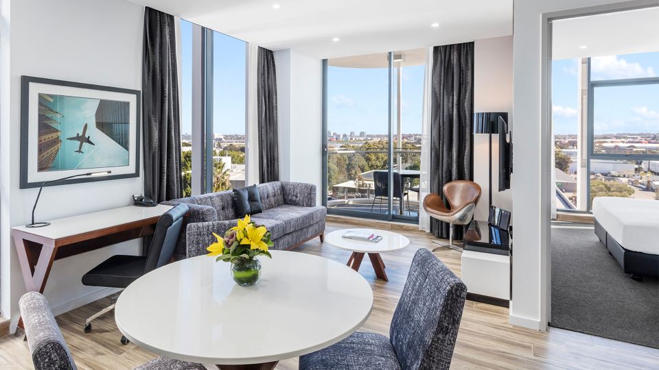Meriton Suites Mascot Central