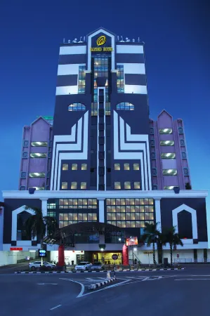 Mayres Hotel Kota Tinggi Отели рядом с достопримечательностью «Kota Tinggi Firefly Park»