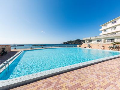 屋外プール 三日月シーパークホテル安房鴨川の写真