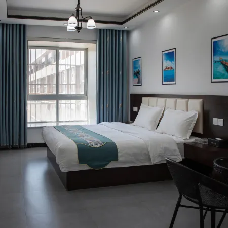 Longli Yating Hotel