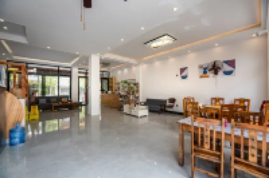 荔波小七孔多多客棧（東門店）