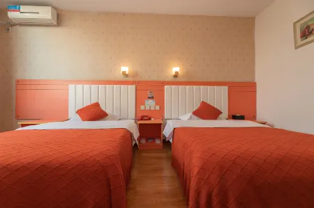 Merry Home Hotel (Leshan Giant Buddha Minjiang 2nd Bridge)