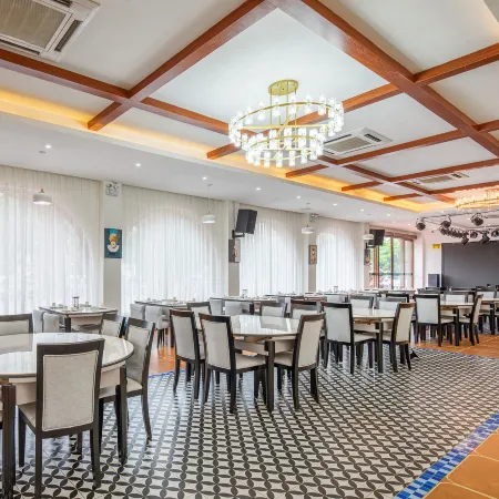 O.LIVE social Hotel (Dongfang Xingang Branch)