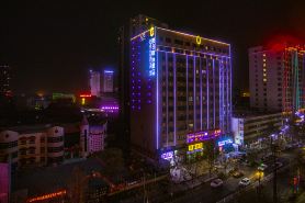 Super 8 Select Hotel (Shache Tuanjie Road)