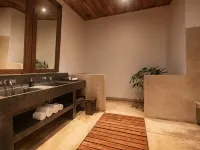 Wallawwa Hotels in Gampaha