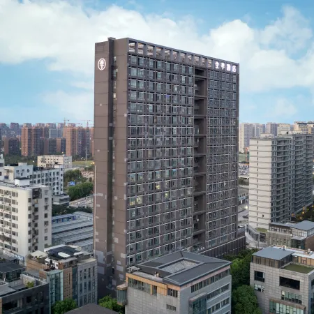 JI Hotel (Ningbo International Convention Center Longhu Yinzhou Tianjie)