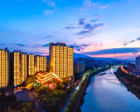 Wuzhishan Qingneng Lijingwan Hotel Hotels in Wuzhishan