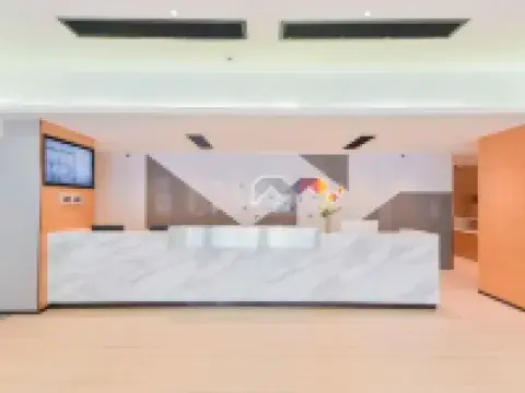 柏漫ホテル（蘭坪ペー族プミ族自治県怒江路センター広場） 蘭坪ペー族プミ族自治県のホテル