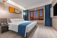 Haina Hotel (Jingmen Wanda Plaza) - balcony