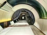 Hexagonal Spring Forest Homestay