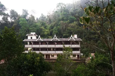 Jinghong  Creek and Oxygen Homestay Hotels near Malutang Site