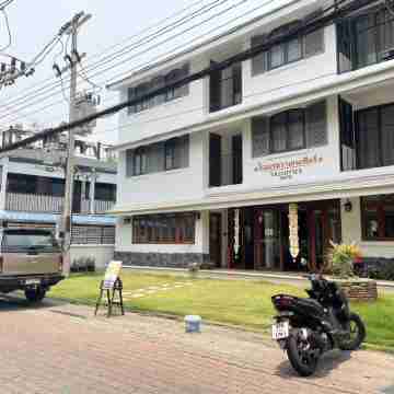 Valentier Cafe and Hotel Hotel Exterior