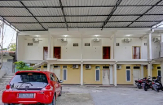 Grand Hagawa Syariah near Alun Alun Lamongan RedPartner