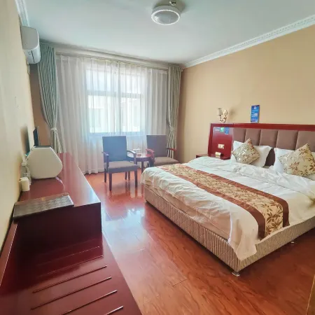 Roof of the World Hotel