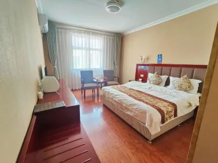 Roof of the World Hotel Отели в г. Динжи